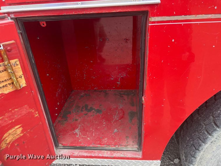 image for item KG9757 1979 Ford 900  fire truck