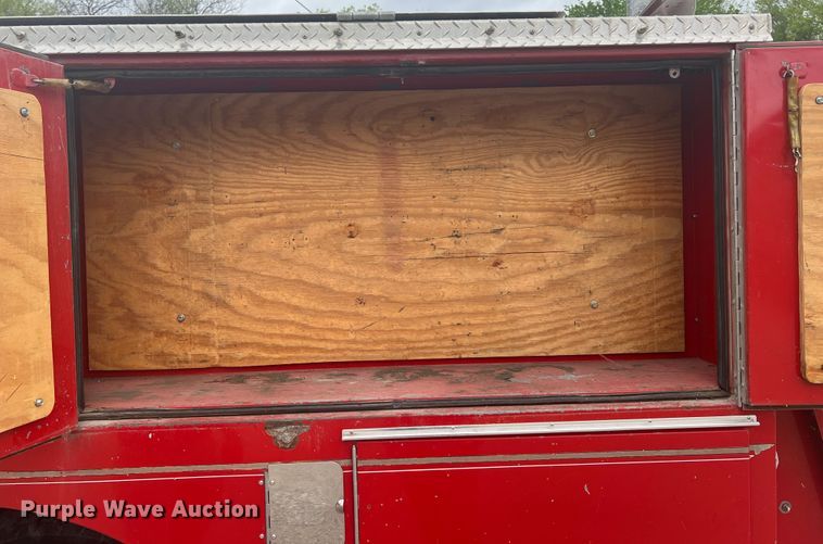 image for item KG9757 1979 Ford 900  fire truck