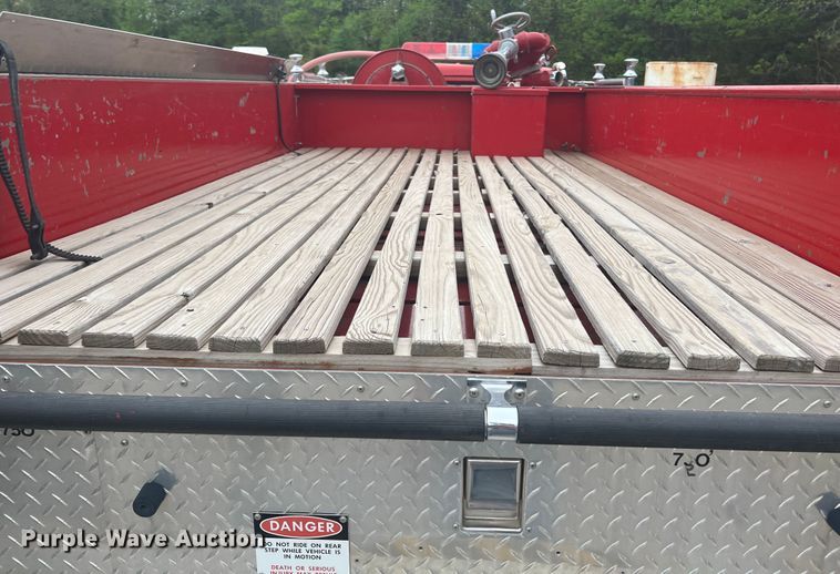 image for item KG9757 1979 Ford 900  fire truck