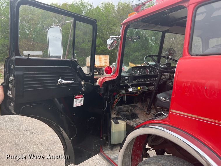 image for item KG9757 1979 Ford 900  fire truck