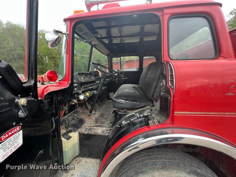 image for item KG9757 1979 Ford 900  fire truck