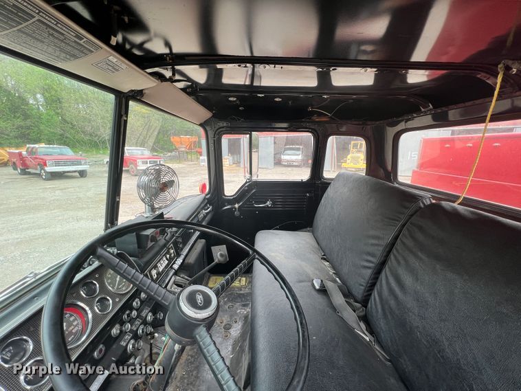 image for item KG9757 1979 Ford 900  fire truck