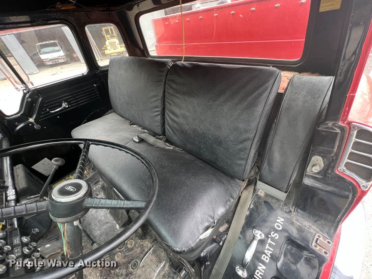 image for item KG9757 1979 Ford 900  fire truck