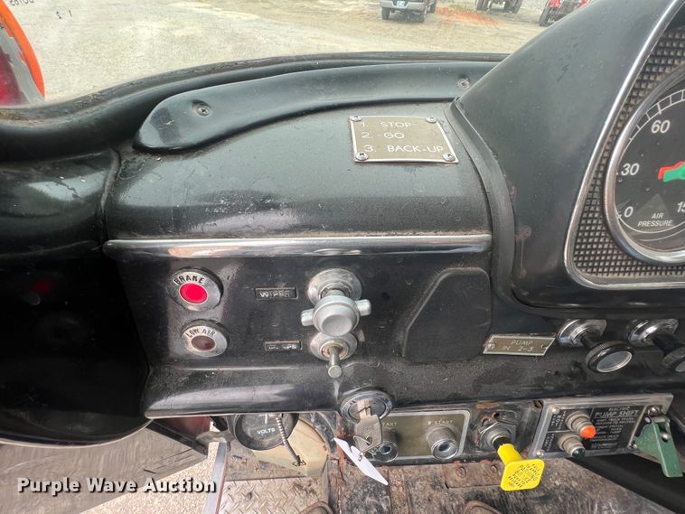 image for item KG9757 1979 Ford 900  fire truck