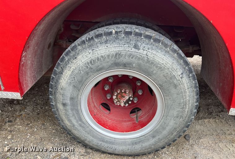 image for item KG9757 1979 Ford 900  fire truck