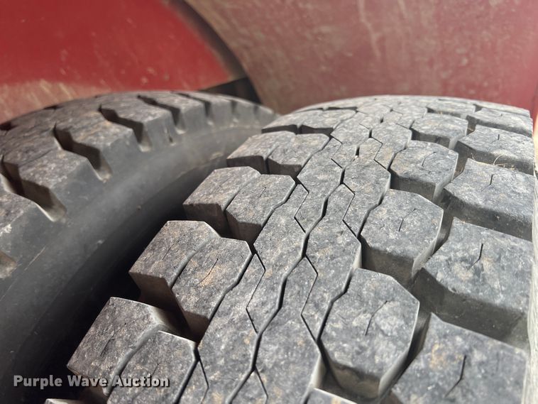 image for item KG9757 1979 Ford 900  fire truck