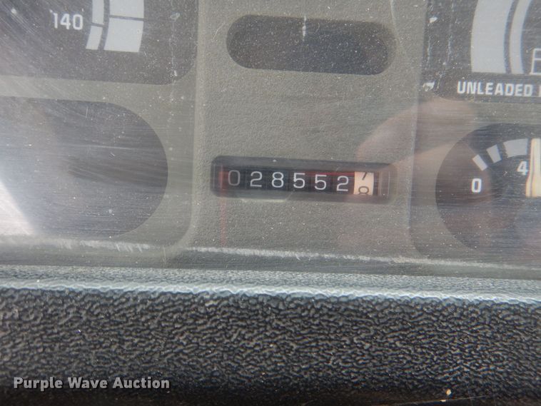 image for item KP9149 2000 Chevrolet P30  school bus