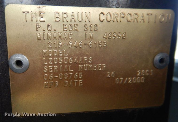 image for item KP9149 2000 Chevrolet P30  school bus