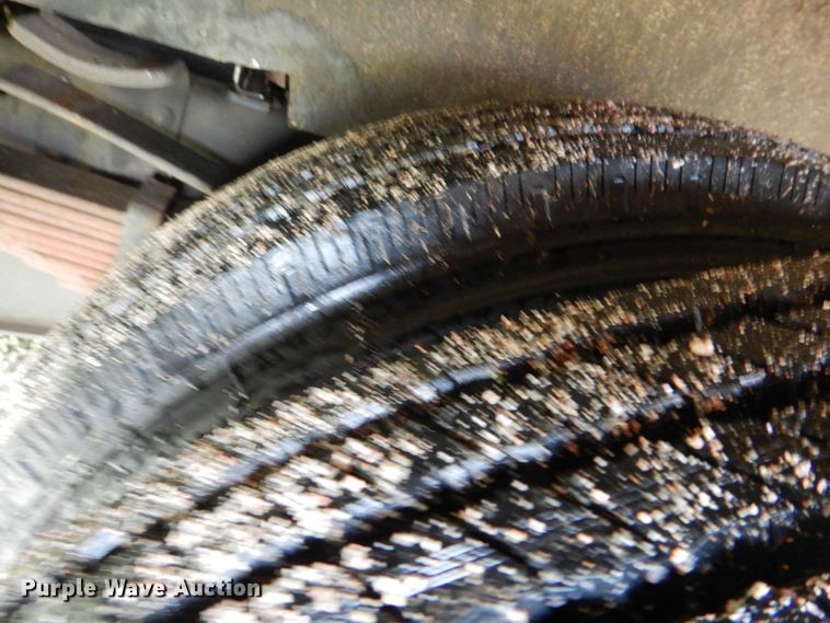 image for item KP9149 2000 Chevrolet P30  school bus