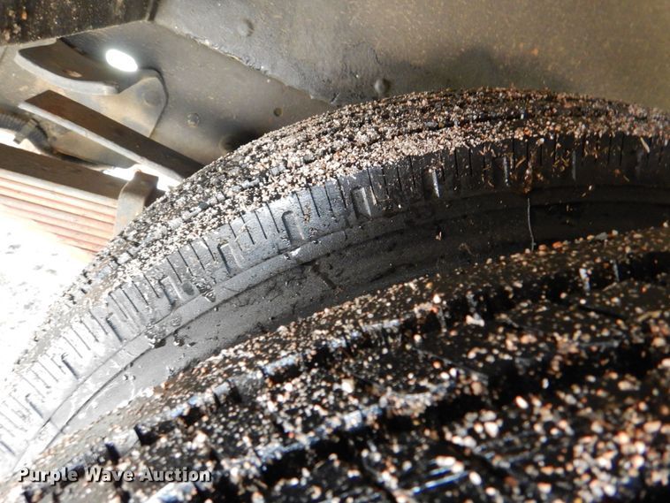 image for item KP9149 2000 Chevrolet P30  school bus