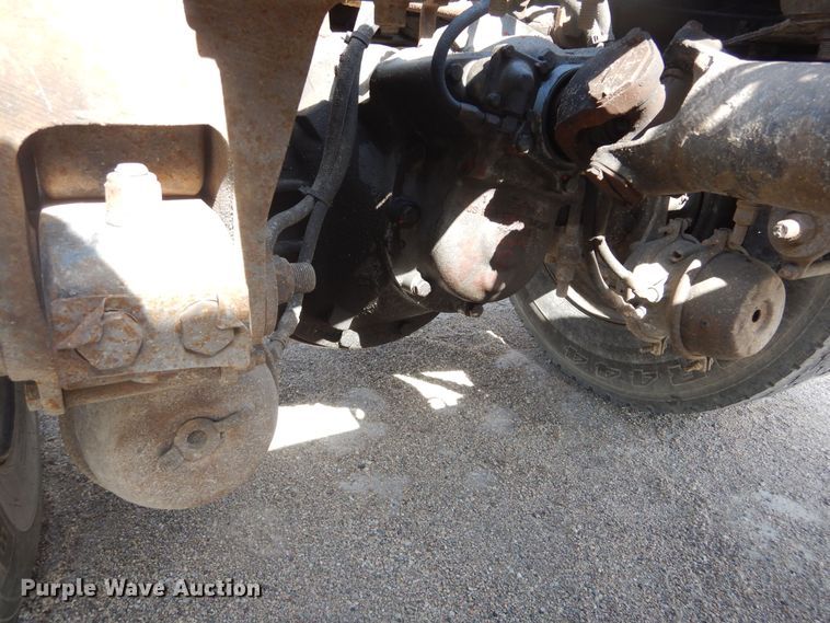 image for item KS9957 1982 Peterbilt 359  semi truck