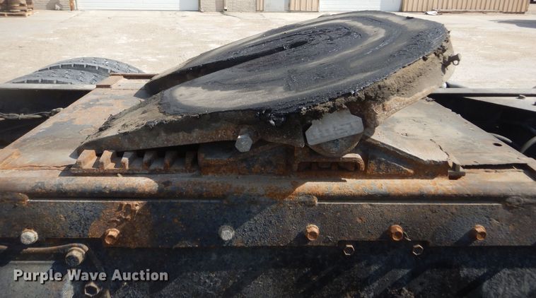 image for item KS9957 1982 Peterbilt 359  semi truck