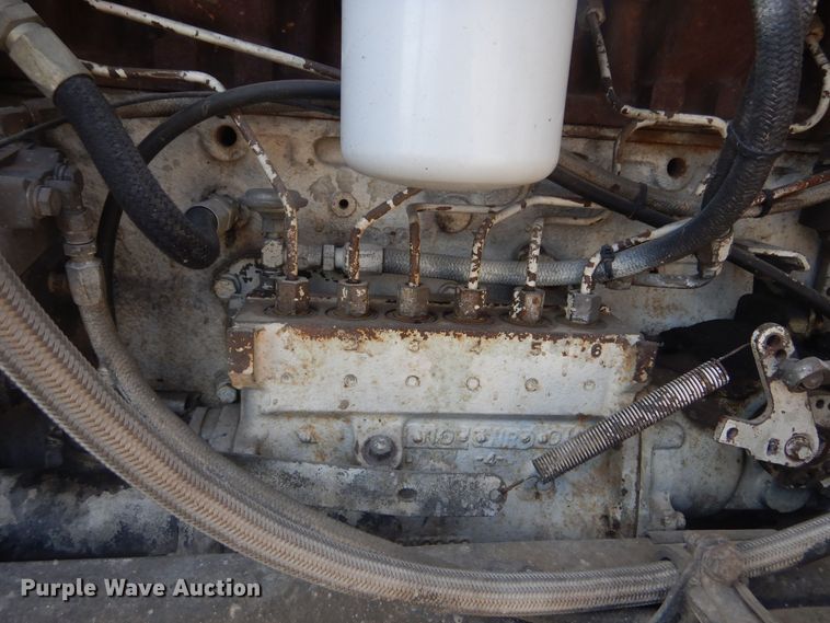 image for item KS9957 1982 Peterbilt 359  semi truck