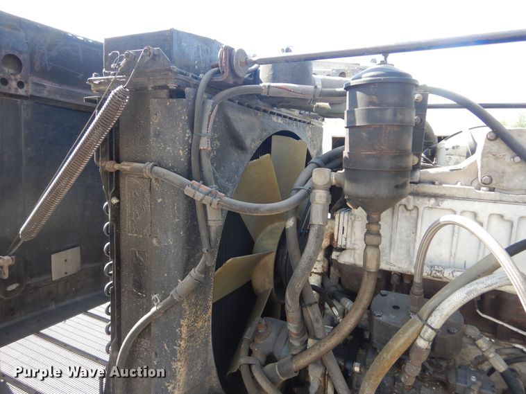 image for item KS9957 1982 Peterbilt 359  semi truck