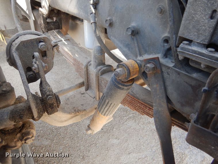 image for item KS9957 1982 Peterbilt 359  semi truck