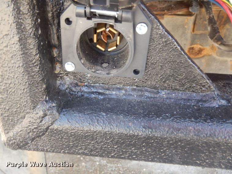 image for item KS9961 2009 Ford F450 Super Duty XLT  Crew Cab flatbed truck