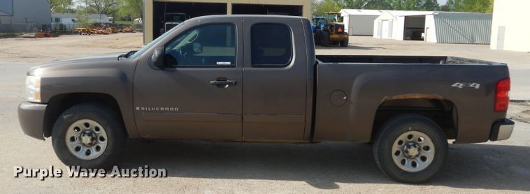 image for item KS9962 2008 Chevrolet Silverado 1500  Ext. Cab pickup truck