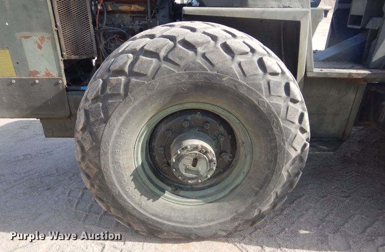 image for item KS9963 1981 Raygo 400A  single drum vibratory roller