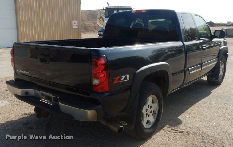 image for item KS9965 2006 Chevrolet Silverado 1500  Ext. Cab pickup truck