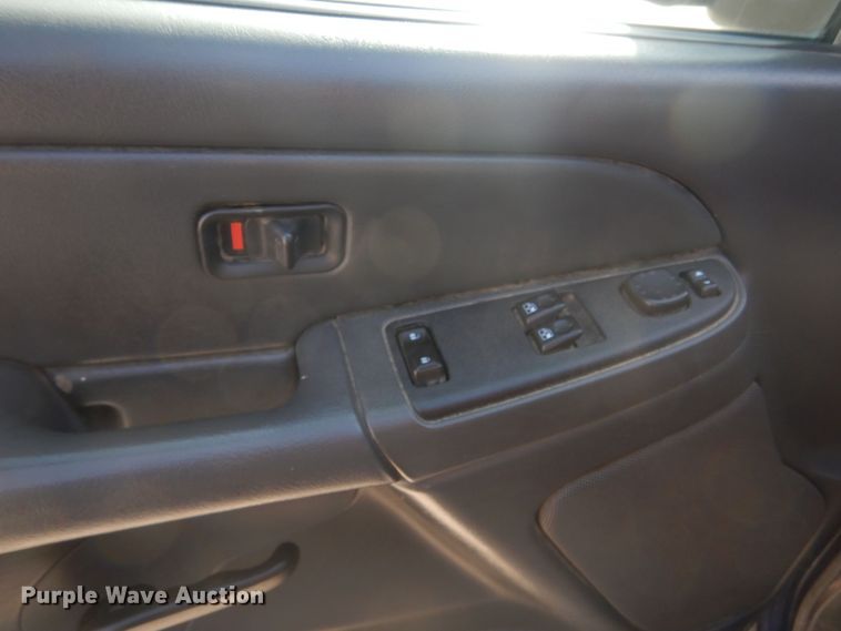 image for item KS9965 2006 Chevrolet Silverado 1500  Ext. Cab pickup truck