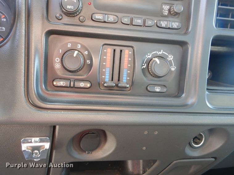 image for item KS9965 2006 Chevrolet Silverado 1500  Ext. Cab pickup truck