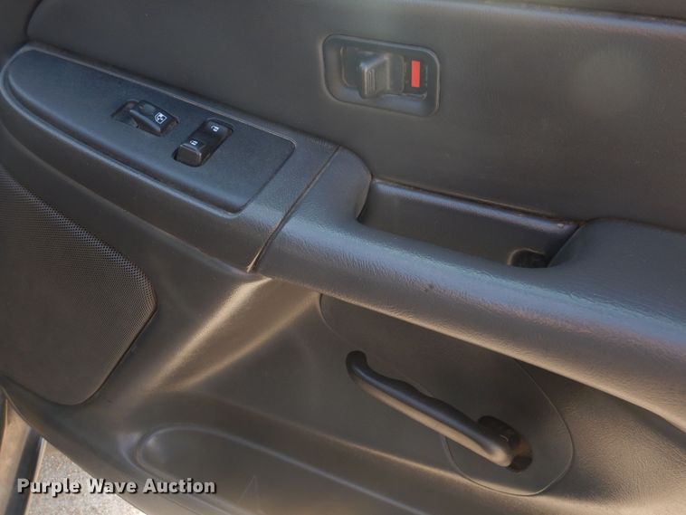 image for item KS9965 2006 Chevrolet Silverado 1500  Ext. Cab pickup truck