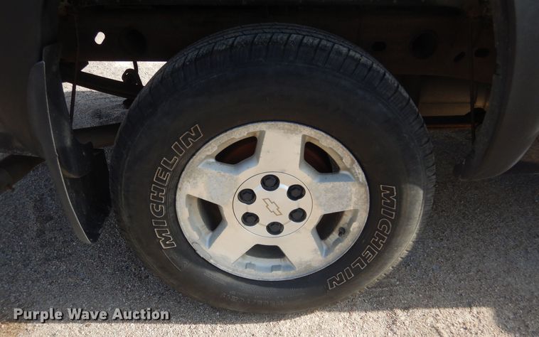 image for item KS9965 2006 Chevrolet Silverado 1500  Ext. Cab pickup truck