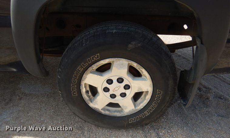 image for item KS9965 2006 Chevrolet Silverado 1500  Ext. Cab pickup truck