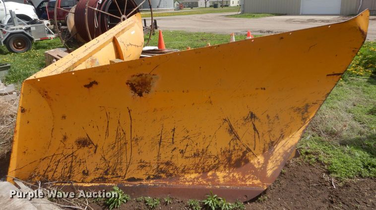 image for item KS9979 141" W V-plow