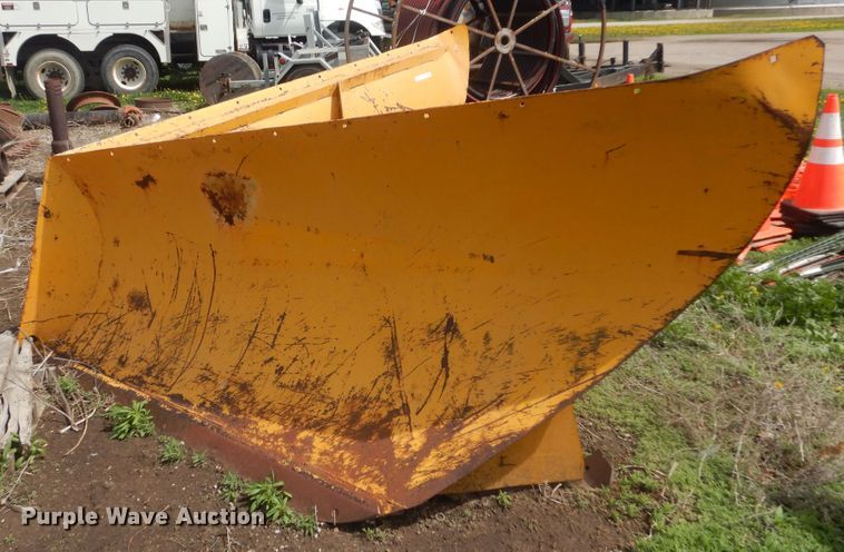 image for item KS9979 141" W V-plow