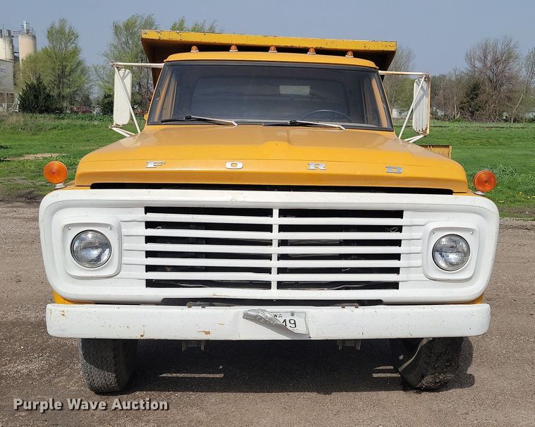 image for item KS9984 1970 Ford 500  dump truck