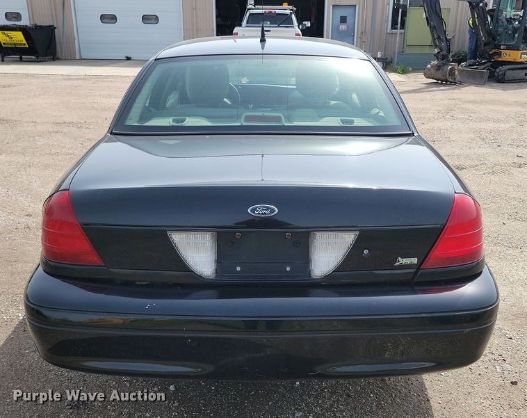 image for item KS9985 2011 Ford Crown Victoria Police Interceptor