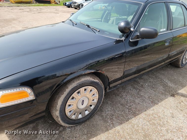 image for item KS9985 2011 Ford Crown Victoria Police Interceptor