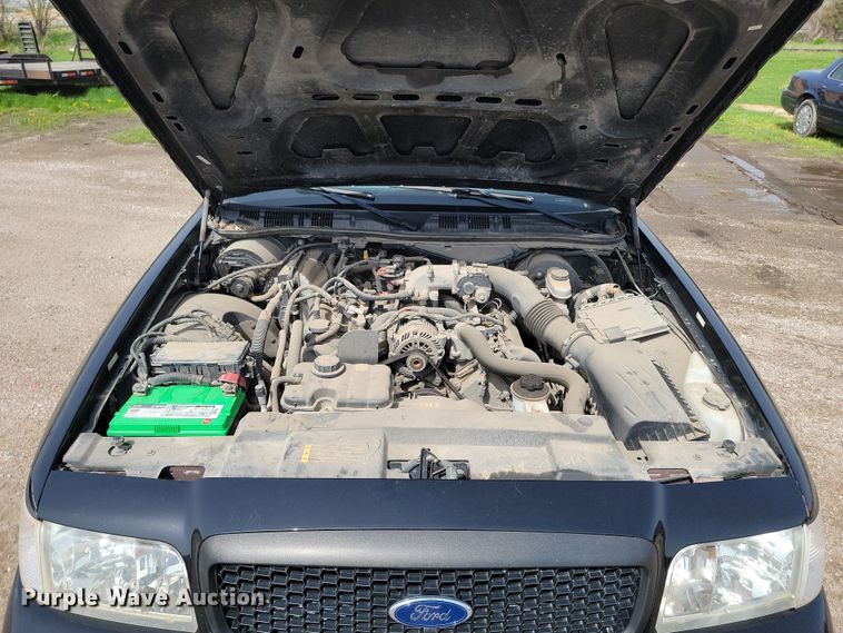 image for item KS9985 2011 Ford Crown Victoria Police Interceptor