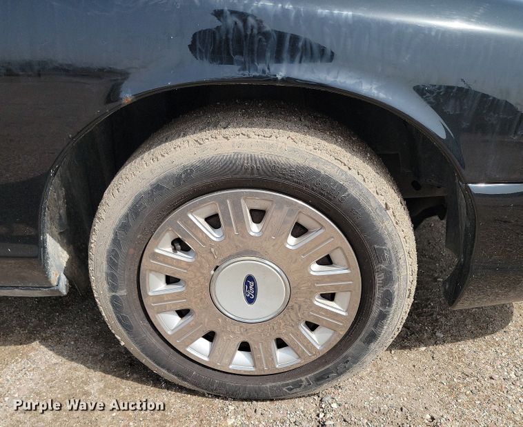 image for item KS9985 2011 Ford Crown Victoria Police Interceptor