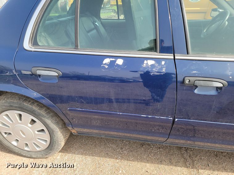 image for item KS9986 2006 Ford Crown Victoria Police Interceptor