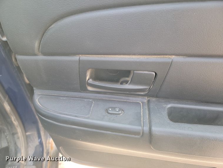 image for item KS9986 2006 Ford Crown Victoria Police Interceptor