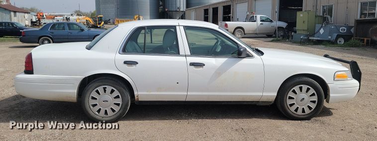 image for item KS9987 2011 Ford Crown Victoria Police Interceptor