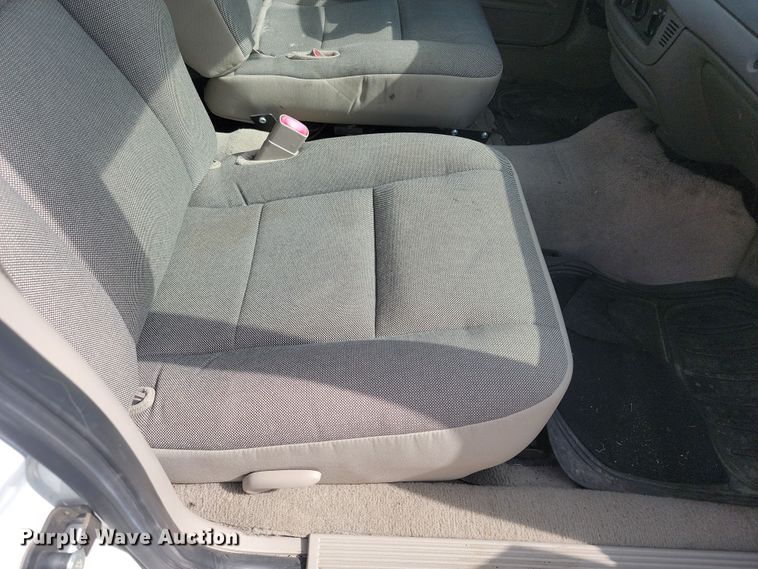 image for item KS9987 2011 Ford Crown Victoria Police Interceptor