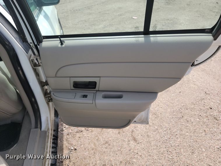 image for item KS9987 2011 Ford Crown Victoria Police Interceptor