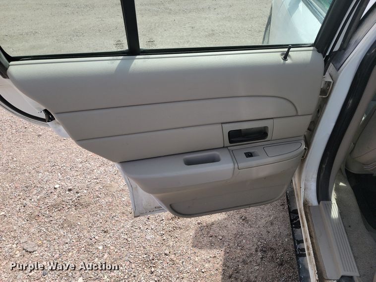 image for item KS9987 2011 Ford Crown Victoria Police Interceptor