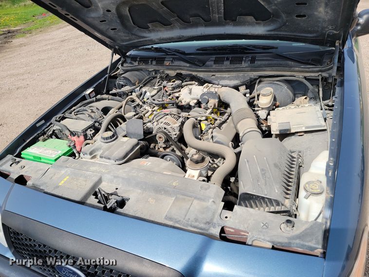 image for item KS9988 2009 Ford Crown Victoria Police Interceptor