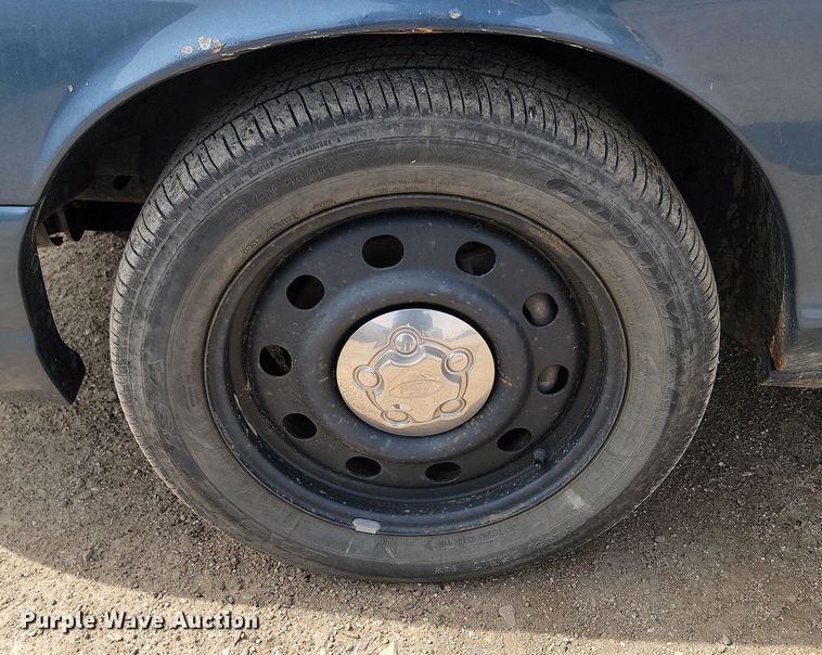 image for item KS9988 2009 Ford Crown Victoria Police Interceptor