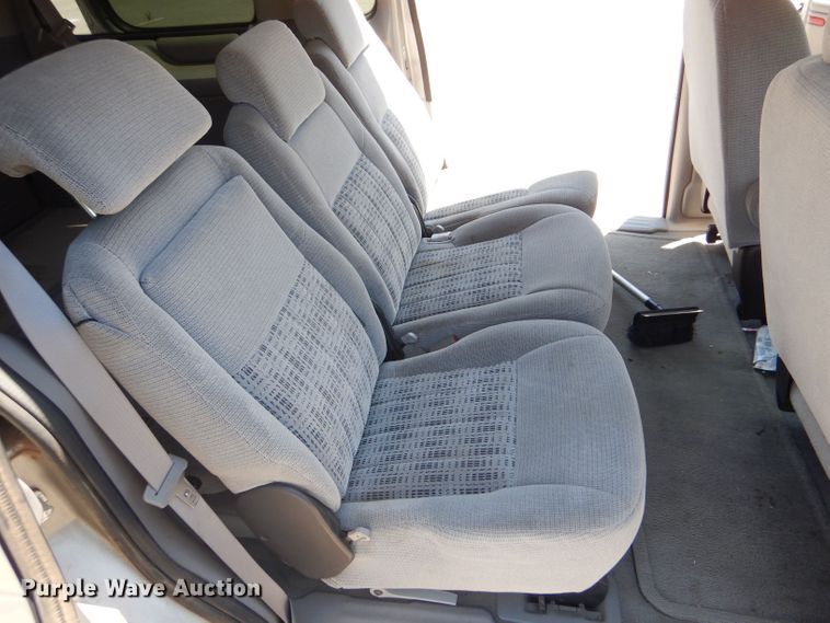 image for item LS9145 2005 Chevrolet Venture  van