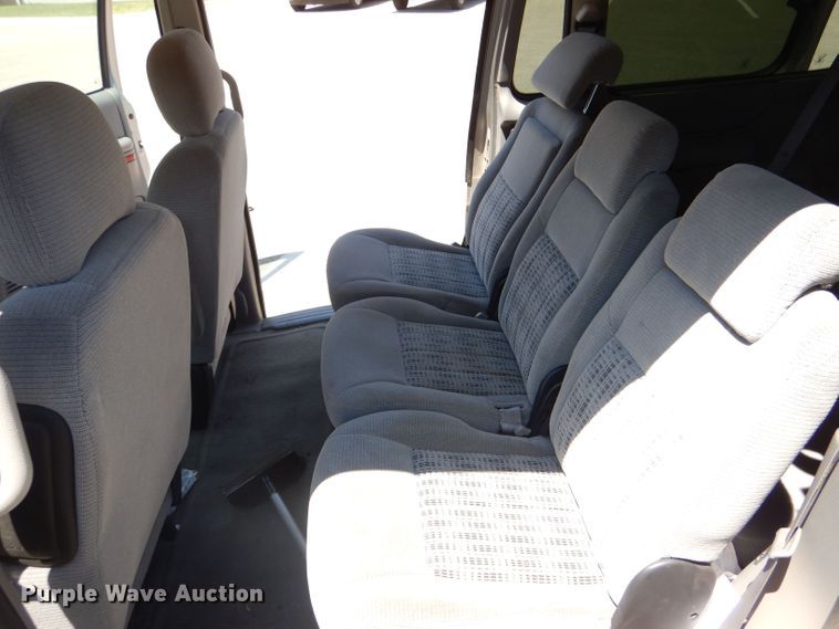 image for item LS9145 2005 Chevrolet Venture  van