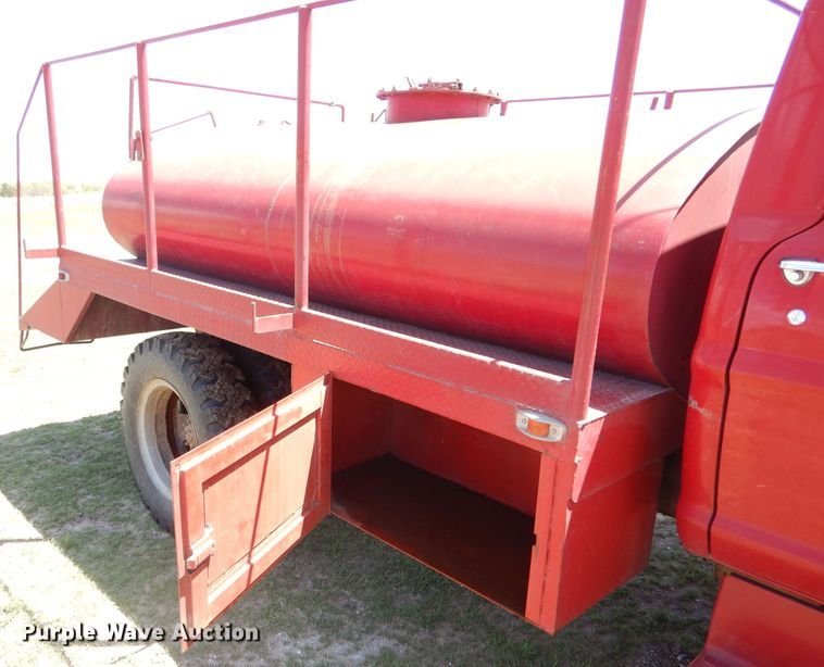 image for item LS9146 1970 Ford F600  tanker fire truck