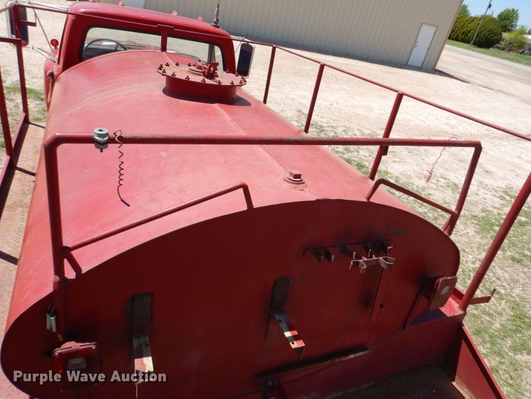 image for item LS9146 1970 Ford F600  tanker fire truck