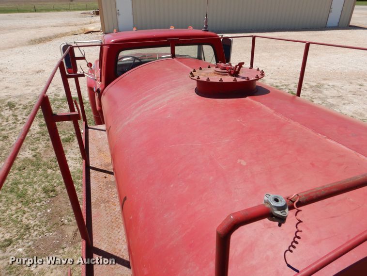 image for item LS9146 1970 Ford F600  tanker fire truck