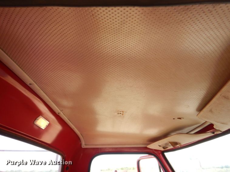 image for item LS9146 1970 Ford F600  tanker fire truck