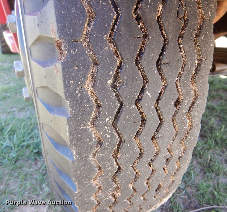 image for item LS9146 1970 Ford F600  tanker fire truck